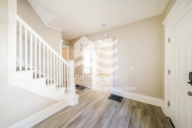 Photo - 275 Cedarwood Terrace