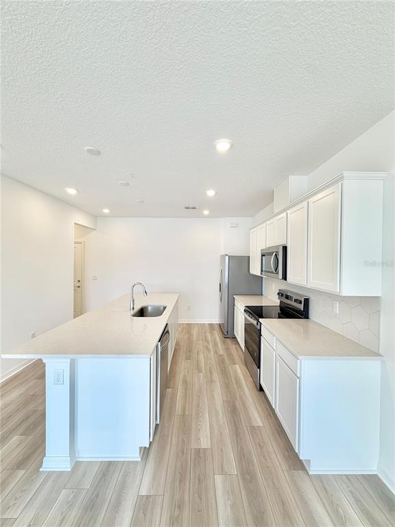 Photo - 11507 Harborview St