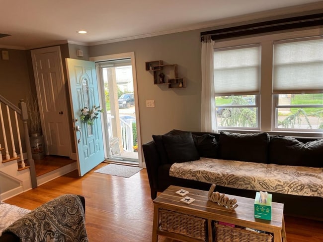 Photo - 130 Birchwood Rd