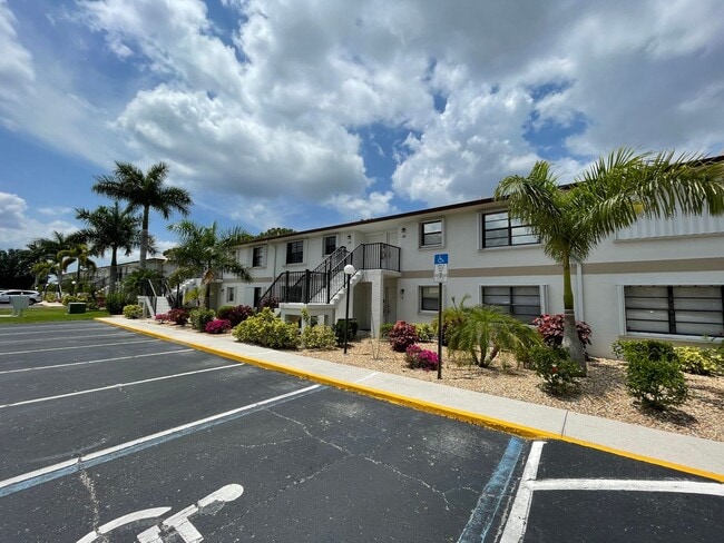 Building Photo - CENTRALLY LOCATED- UPDATED UNFURNISHED ANNUAL RENTAL