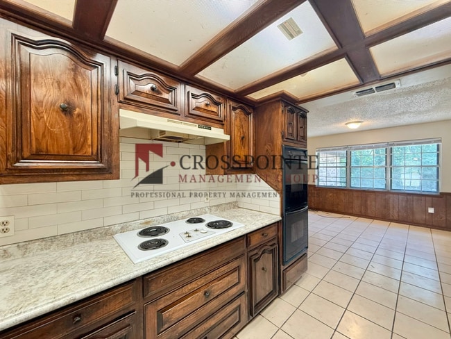 Photo - 4819 Gretna Green Ln