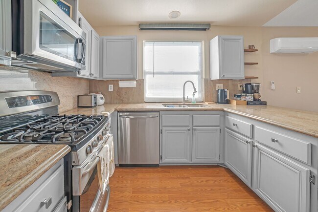 Photo - BEAUTIFUL SINGLE SOTRY 3 BEDROOM HOME IN L...