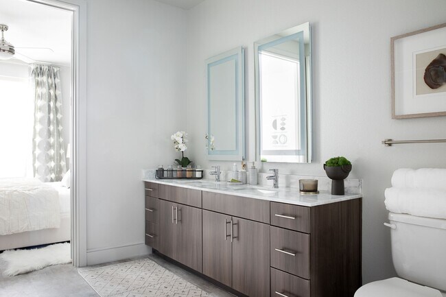 Photo - Esperanza Domain