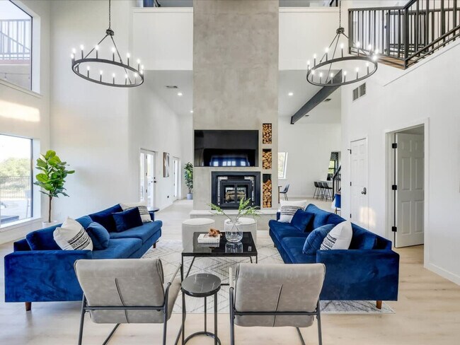 Photo - 211 Goodson Way Unidad ID1019533P