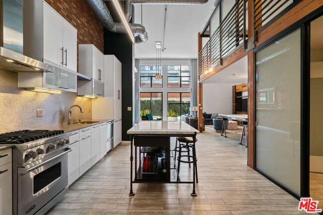 Photo - 4115 Glencoe Ave Unidad 108