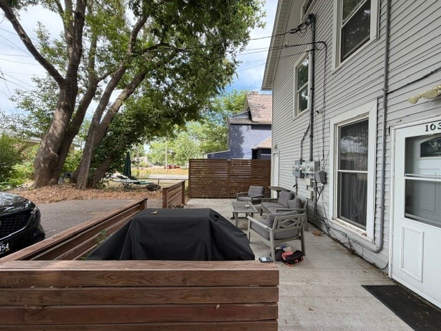 Back Patio - 1035 Victoria St N Unit 1035