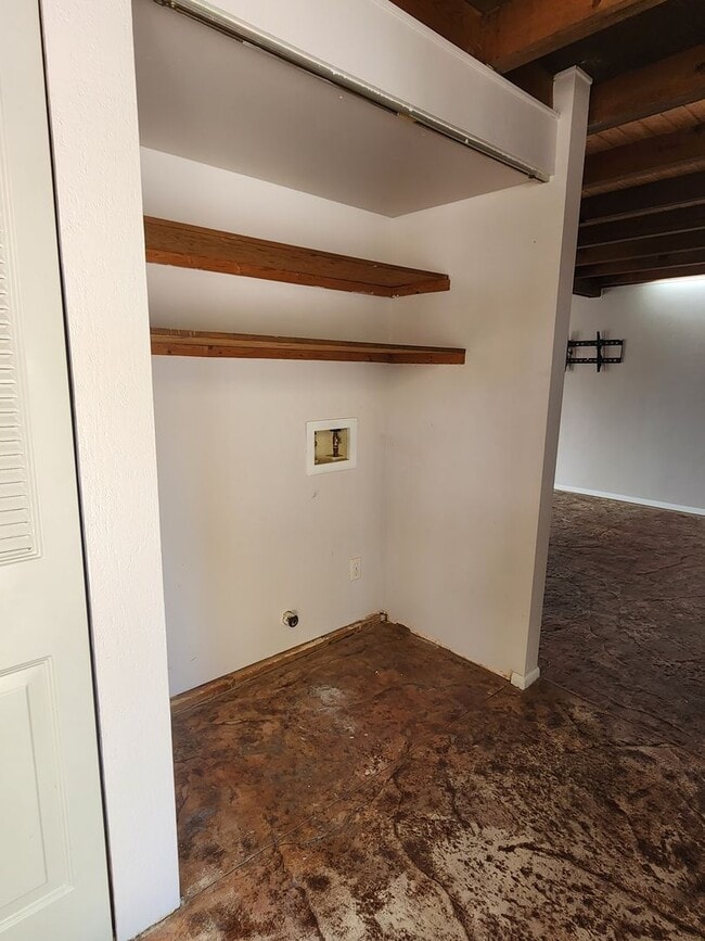 Photo - 2 Bedroom Home Located in Bloomfield