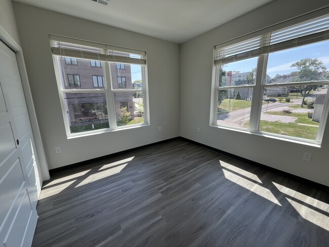 Lincoln Townhomes