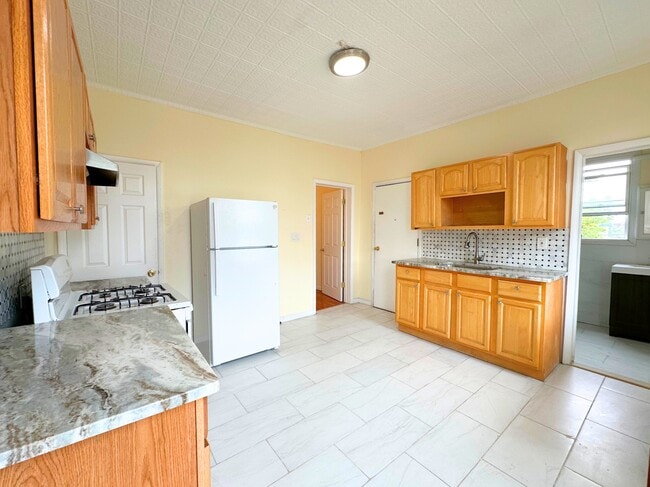 Fotografía del edificio - 182-184 Knickerbocker Ave Unidad 2