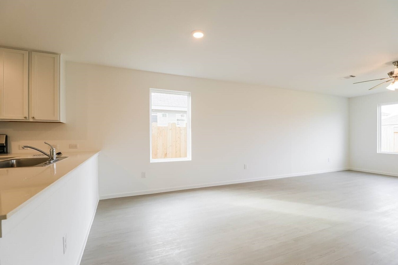 Photo - 16488 Blossom Grv Dr