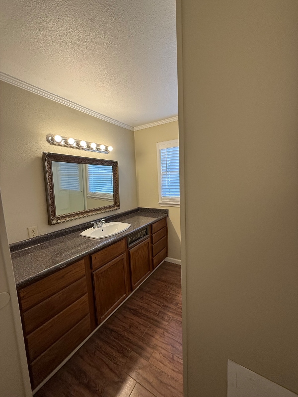 Photo - 212 Skyline Dr