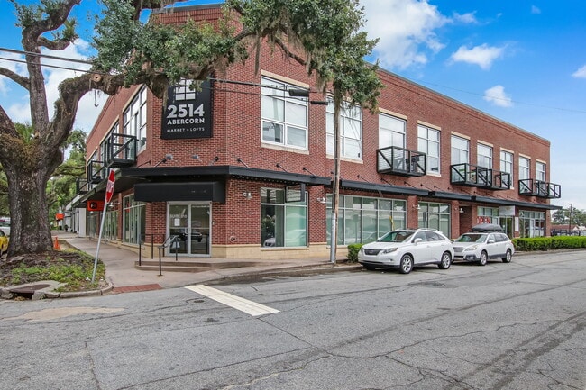 Photo - 2514 Abercorn St