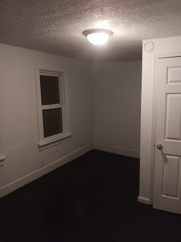 Photo - 123 N 1st St