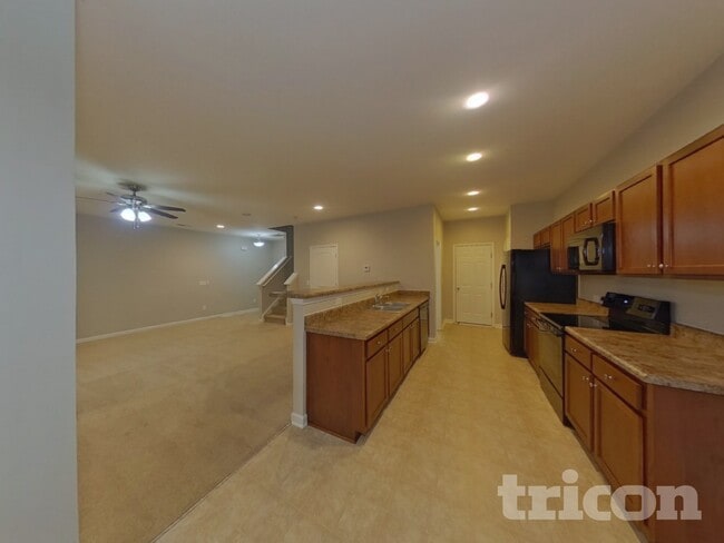 Photo - 1195 Thanet St SW