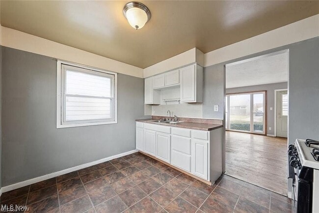 Photo - 12214 Woodward Blvd