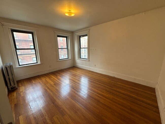 Photo - 1116 Commonwealth Ave Unidad 415