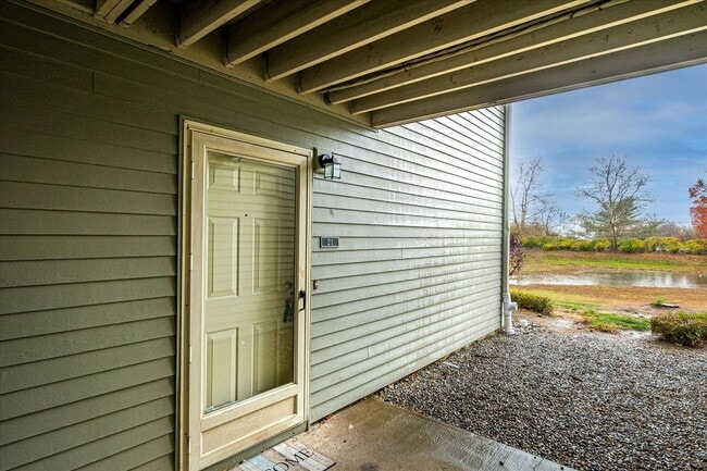 Photo - 211 Ravens Crest Dr