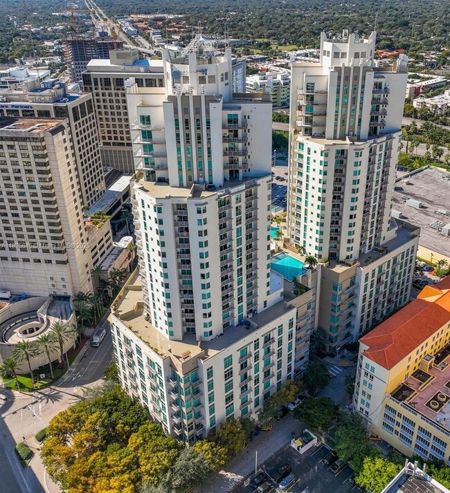 Building Photo - 9055 SW 73rd Ct Unit 702