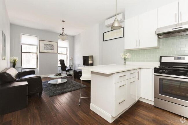 Building Photo - 2 bedroom in BROOKLYN NY 11215 Unit 2FLR Rental