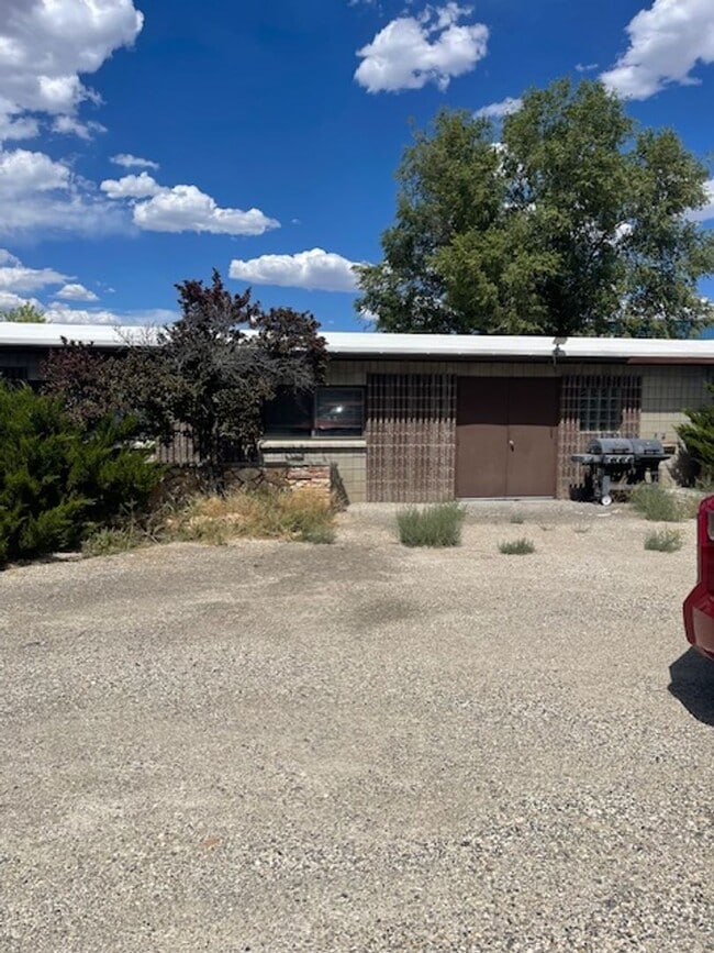 Building Photo - Mixed Use Unit Rental