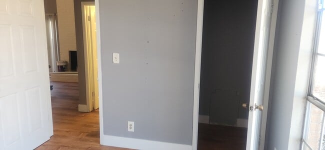 2nd bedroom - 10434 Doc Holliday Trl Unit B