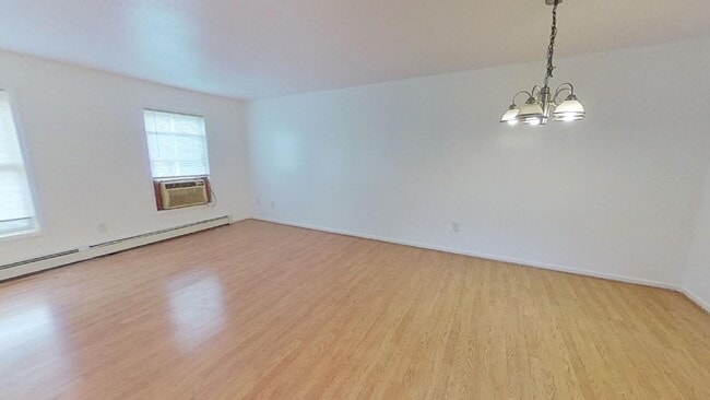 Photo - 2-Bedroom at 72 Chesnut St., Norwalk, CT