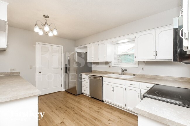 Photo - 10126 N Wyandotte St