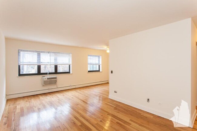 Photo - 1 bedroom in Chicago IL 60657