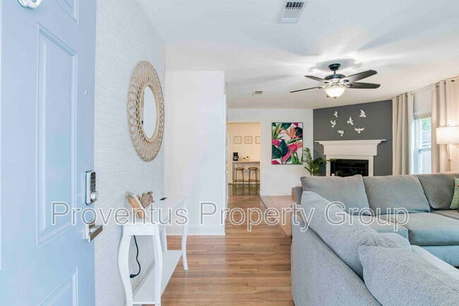 Photo - 14 Lieutenant St