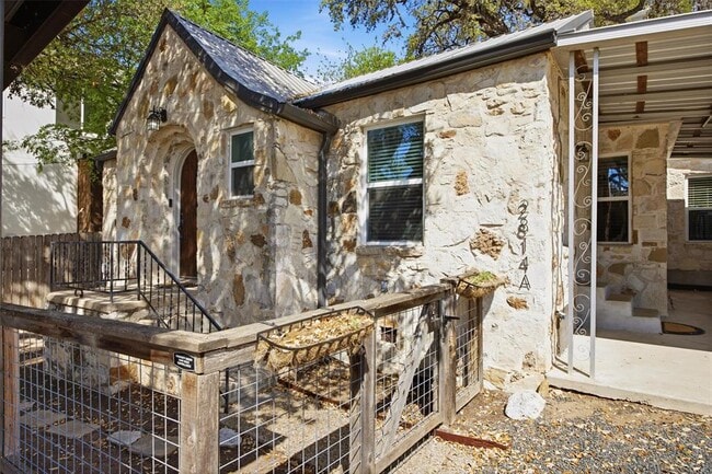 Photo - 2814 Oak Springs Dr