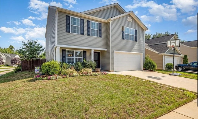 Photo - Beautifully 4-bedroom, 2.5-bathroom spacio...