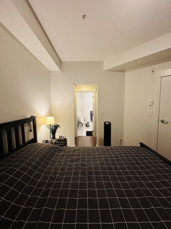 Photo - 1975-1975 McCallum Rd