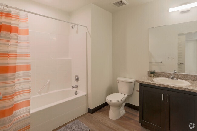 3BR, 2BA - 1130SF
