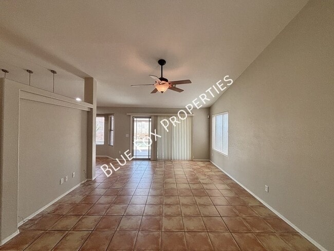 Photo - 10163 E Falcon Point Dr