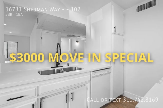 Building Photo - 16731 Sherman Way Unit 102