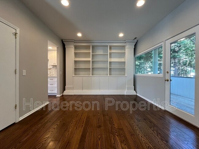 Photo - 501 Fenton Pl Unit K