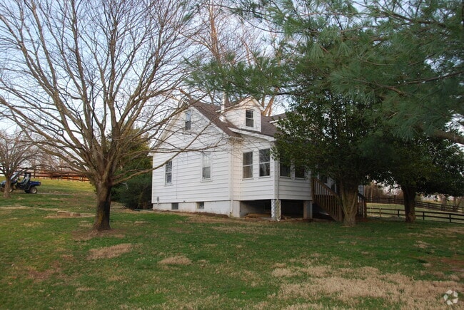 Building Photo - 1140 Lower Pindell Rd Rental