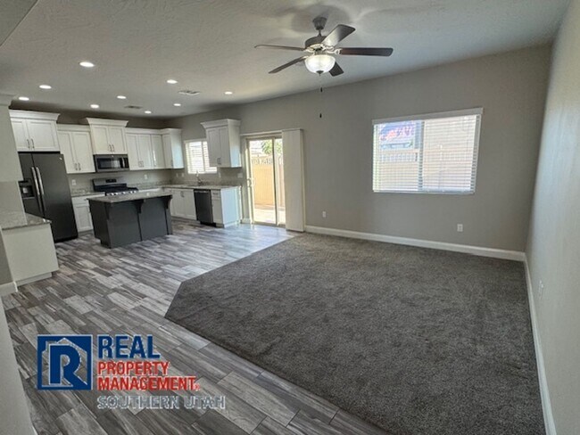 Photo - Blackhawk Townhome in Santa Clara