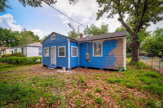 Building Photo - 1723 E 23rd St Rental