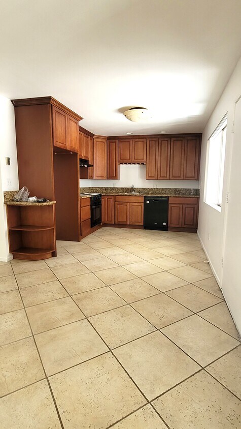Photo - 702 N Paulina Ave (Redondo Beach, CA)