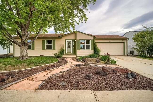 5 Bedroom Single Family Home in Thornton w... - 5 Bedroom Single Family Home in Thornton w...