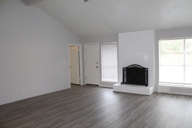 Photo - 22322 Smokey Hill Dr