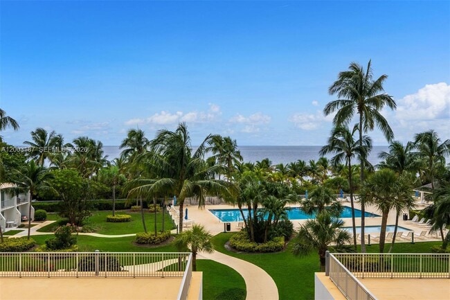 Building Photo - 881 Ocean Dr Unit 3E