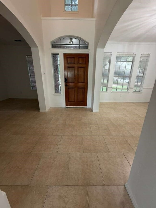 Photo - 13103 Bainbridge Trail