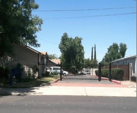 Gated Entrance - Emerald Villas Cottage Homes