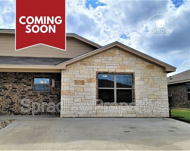 Building Photo - 929 Laila Ln