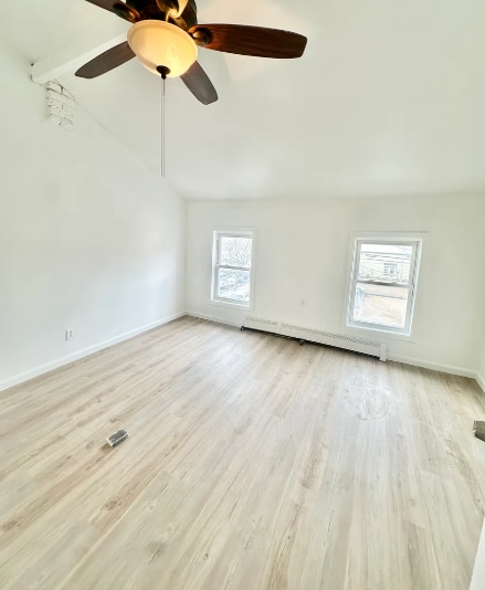 Photo - 301 Somerset St Unidad B