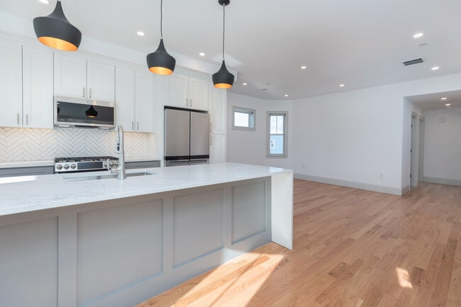 Photo - 18 Church St