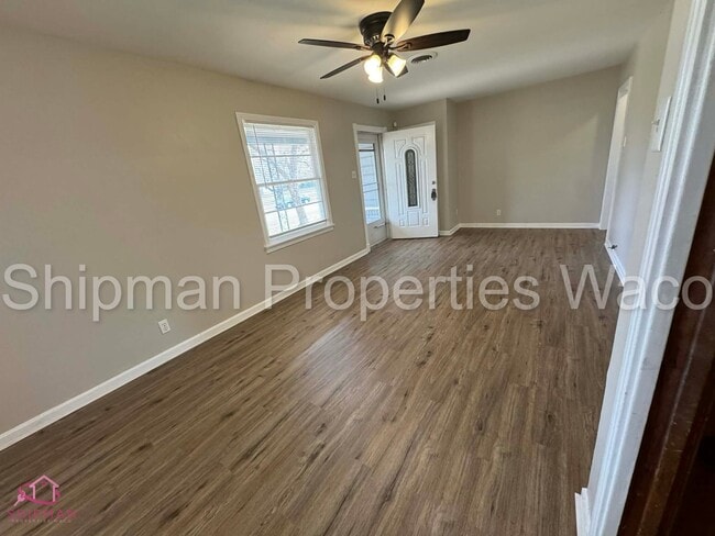 Photo - 1106 N 60th St