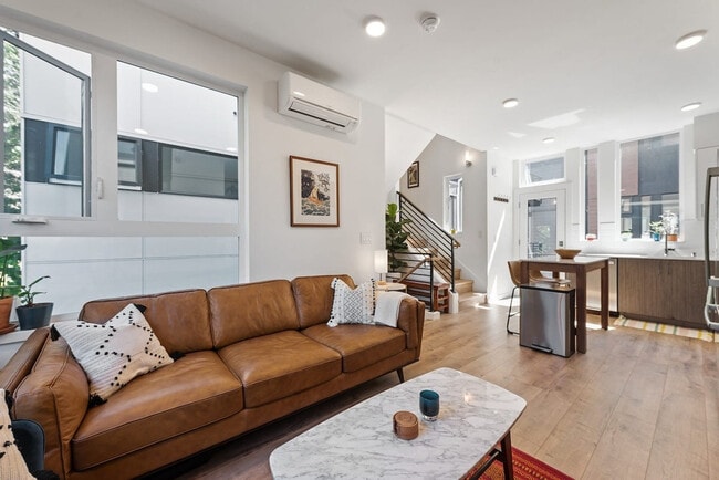 422C 10th Ave E Unit SI FL4-ID1035863P